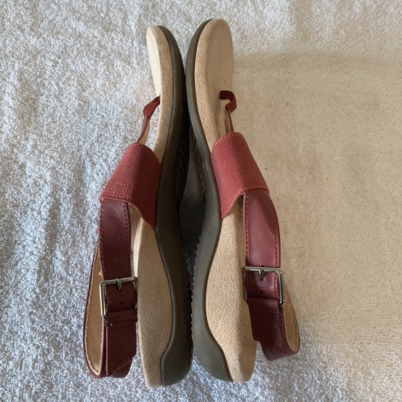 NWOT Vionic Women's Rest Danita Backstrap Sandal Size 10 - Picture 6 of 7